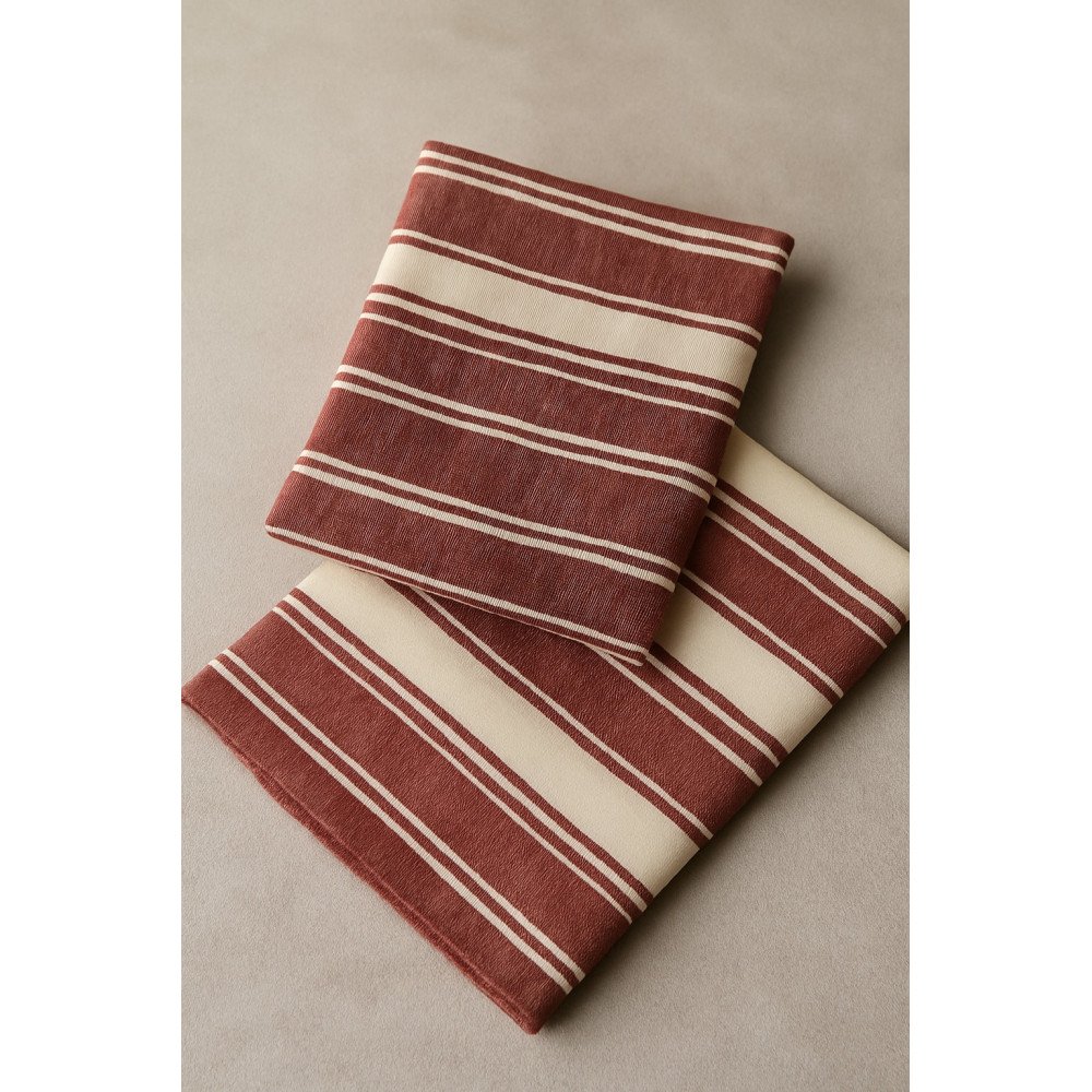 Tapis Rouge– Intensité et Caractère