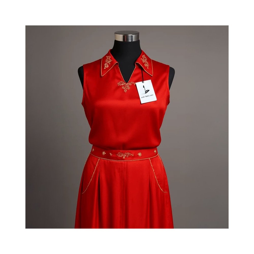 Ensemble Rouge en Satin – Broderie Artisanale Marocaine