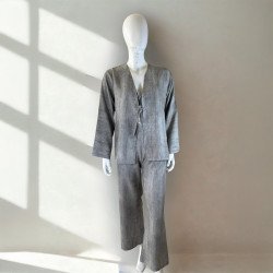 Ensemble tailleur gris à fines rayures