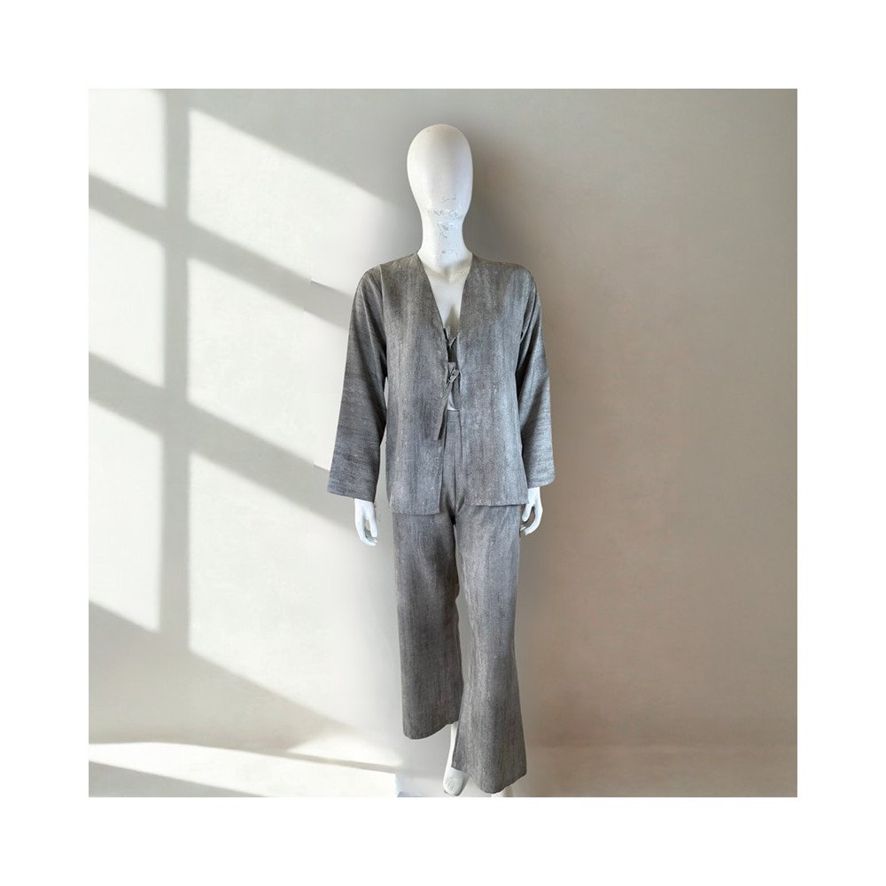 Ensemble tailleur gris à fines rayures