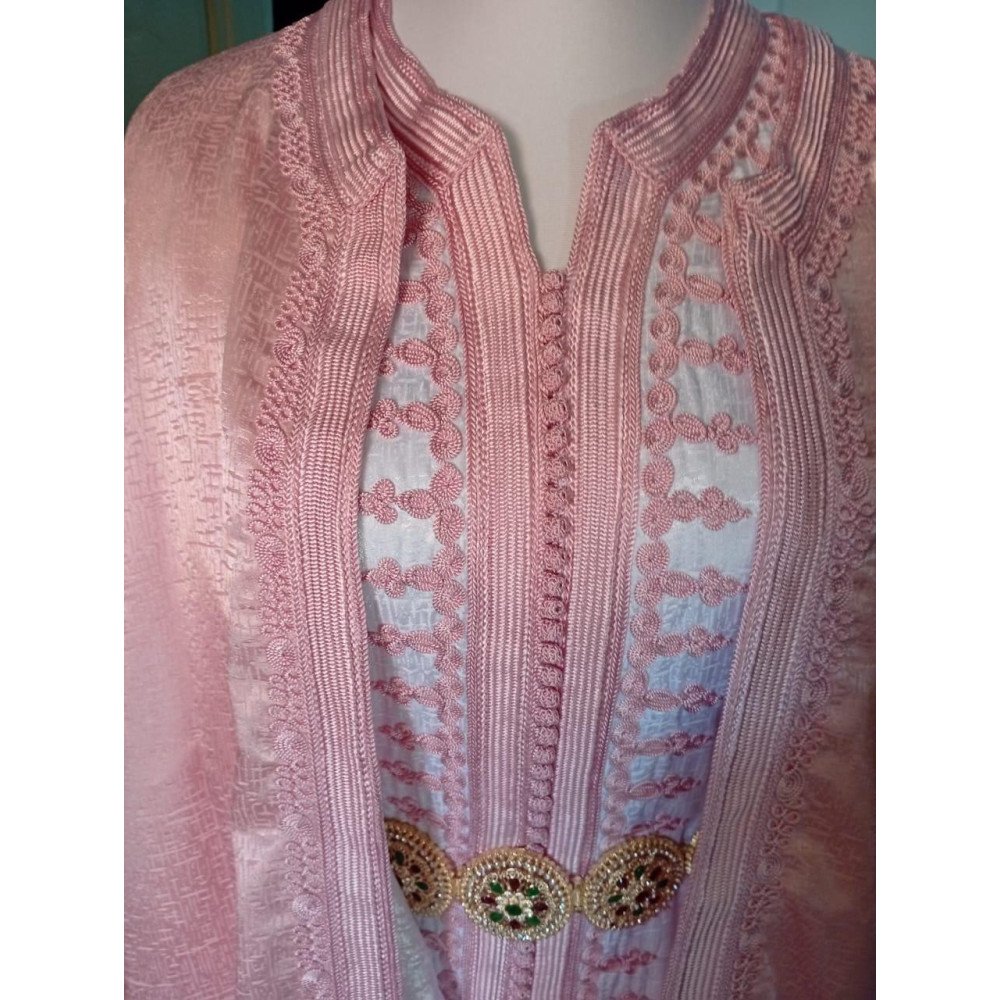 Takchita Rose Poudré  Broderie Raffinée & Ceinture Dorée