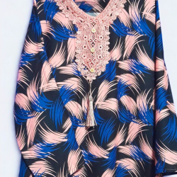 Caftan imprimée à motifs feuilles