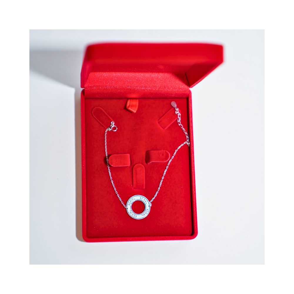 Collier Cercle Gravé en Argent – Élégance Minimaliste