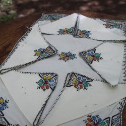 Couvre-plateau en Broderie "Tirz el Hesab"