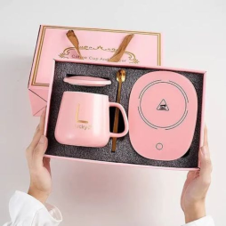 كأس من السيراميك مع صحن التسخين