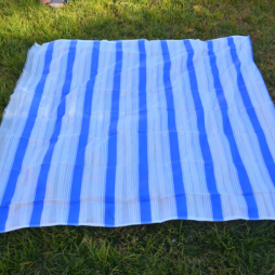 tissu marocain tissée en soi bleu/blanc