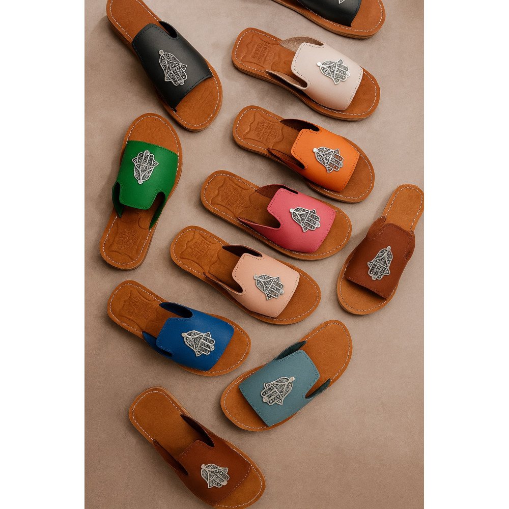 Sandales marocaines en cuir avec motif Khamsa