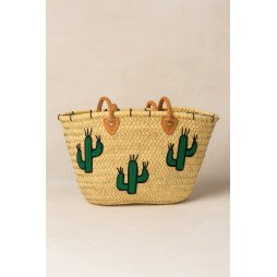 Panier en doum brodé de cactus – L’esprit bohème et nature 