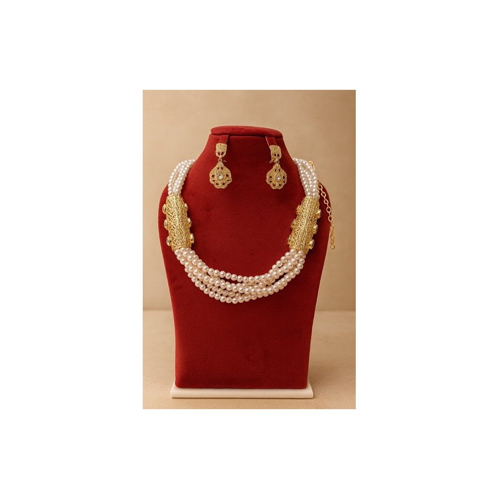 Parure artisanale perles & dorures – Élégance intemporelle