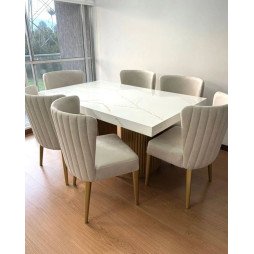 salle à manger aux lignes épurées