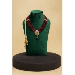 Collier raffiné en argent trempé dans l’or