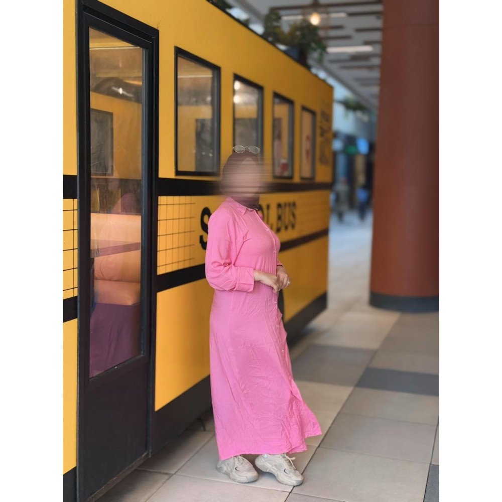 Tunique chemise fuchsia – Touche audacieuse et féminine