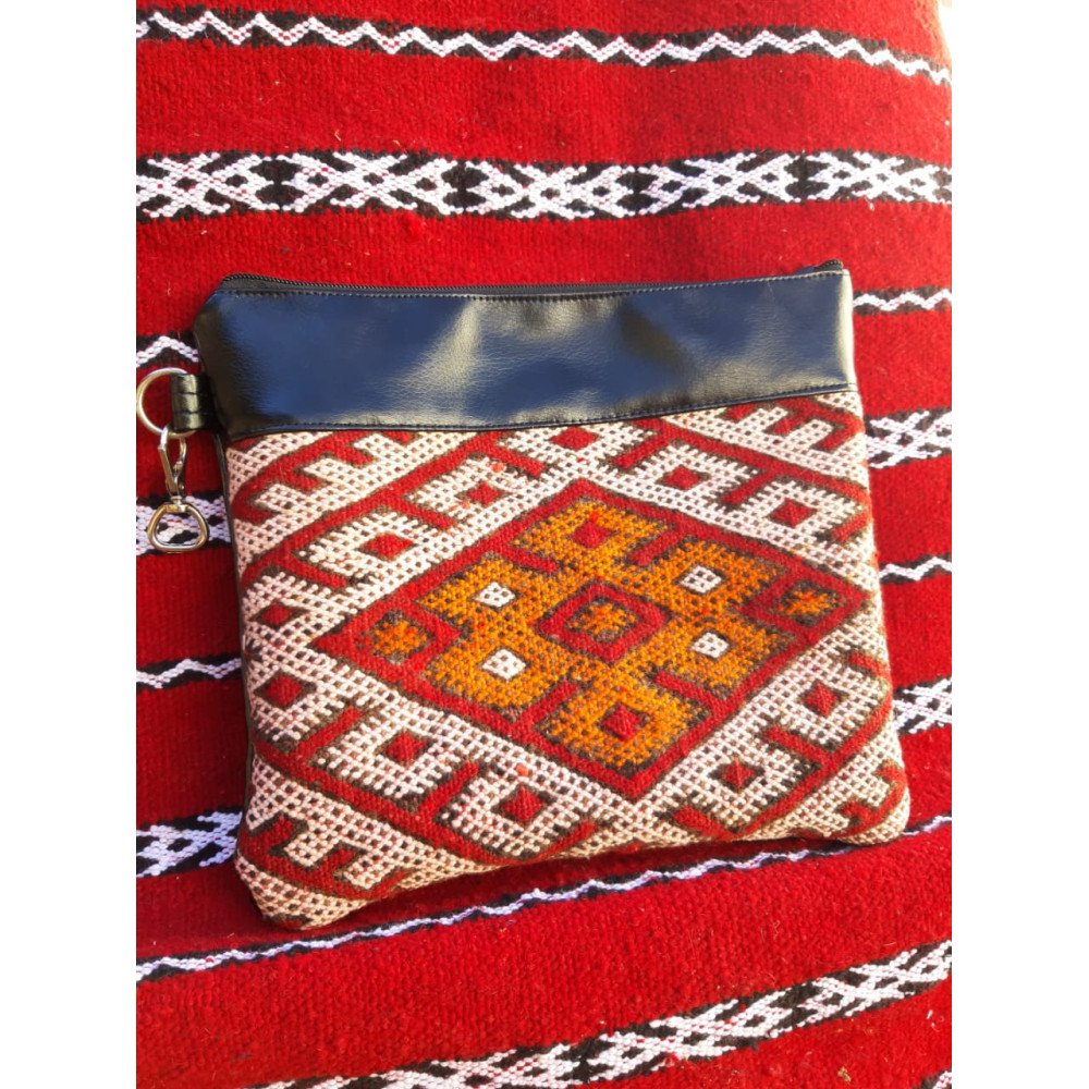 Crimson Pochette
