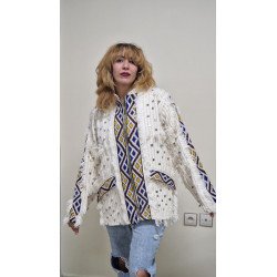 Veste berbère blanche – Élégance et identité