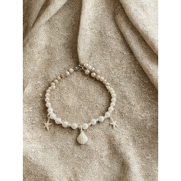 Collier en perles et coquillage